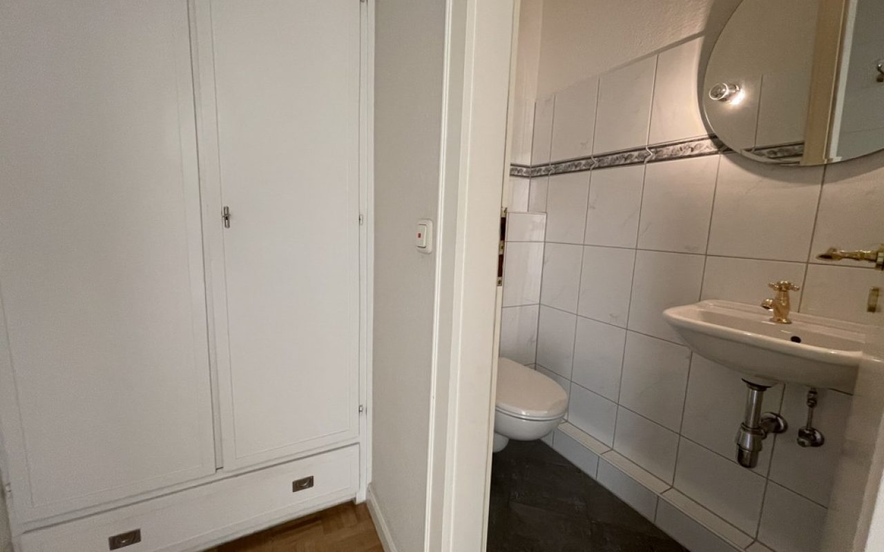 GästeWC + Garderobe